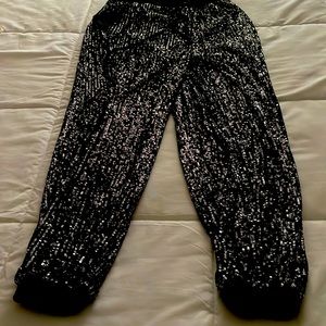Sparkle pants size small (4-6)from scoop brand new! GOOD condition